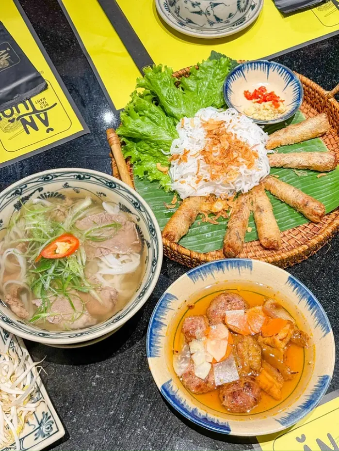나트랑 미슐랭 맛집 안토이 후기 | 체인점인데 정말 맛있을까?